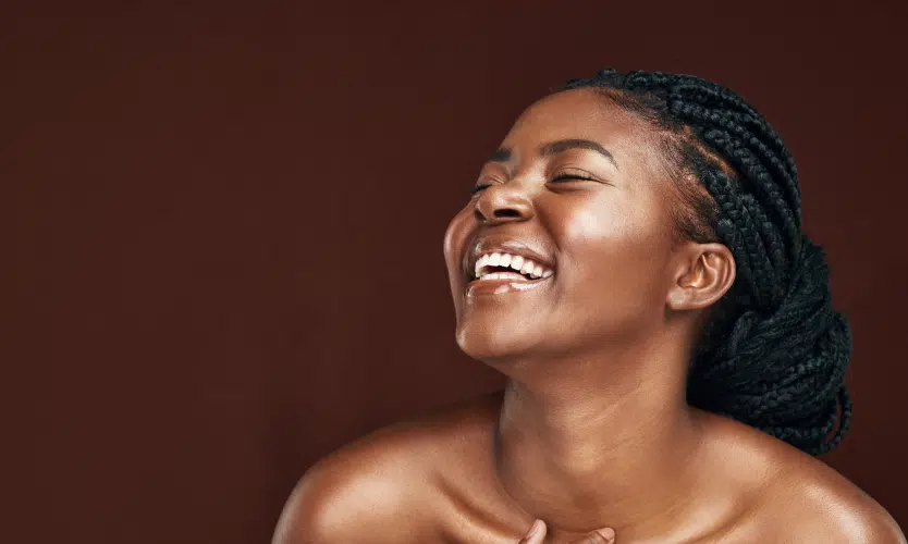 Epilation laser peaux mates et foncées | Dr Hamou | Grenoble