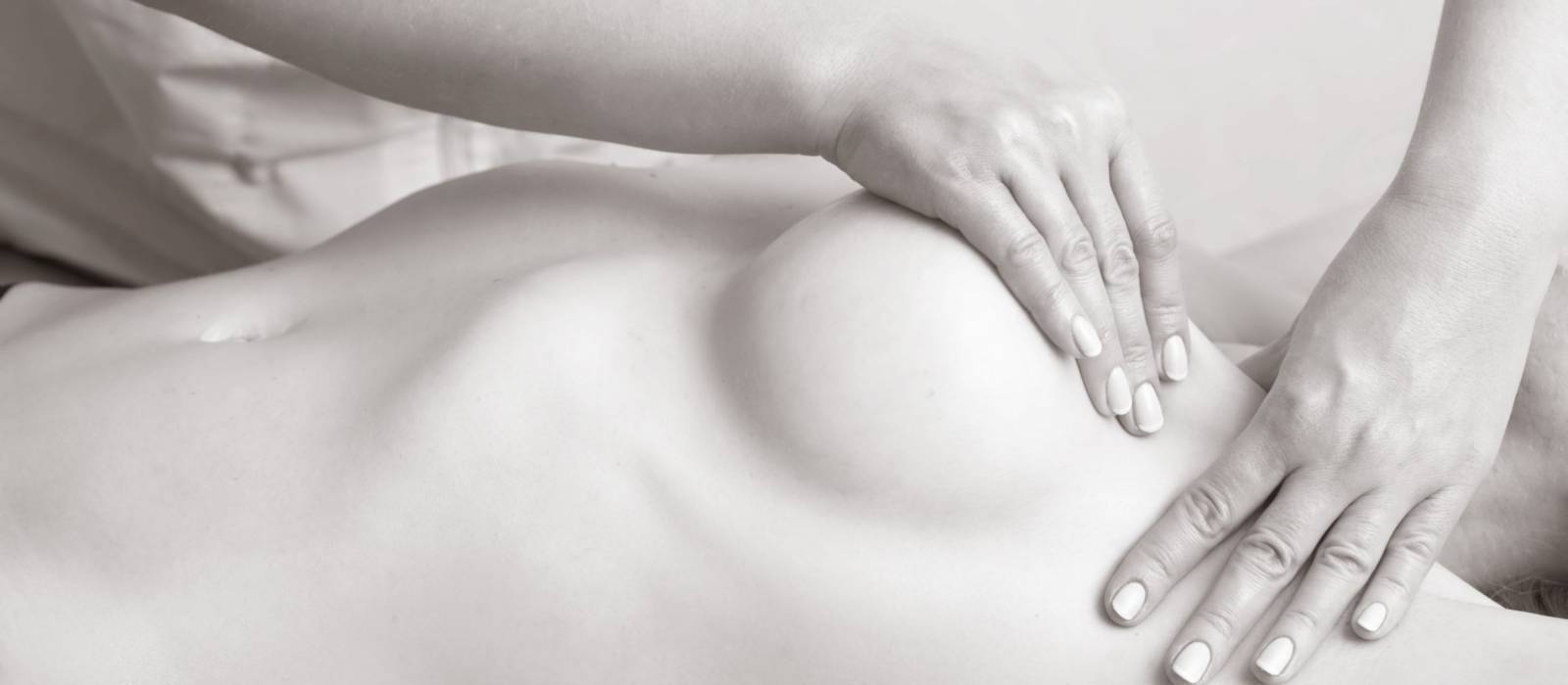 Augmentation mammaire par implants - Dr Hamou